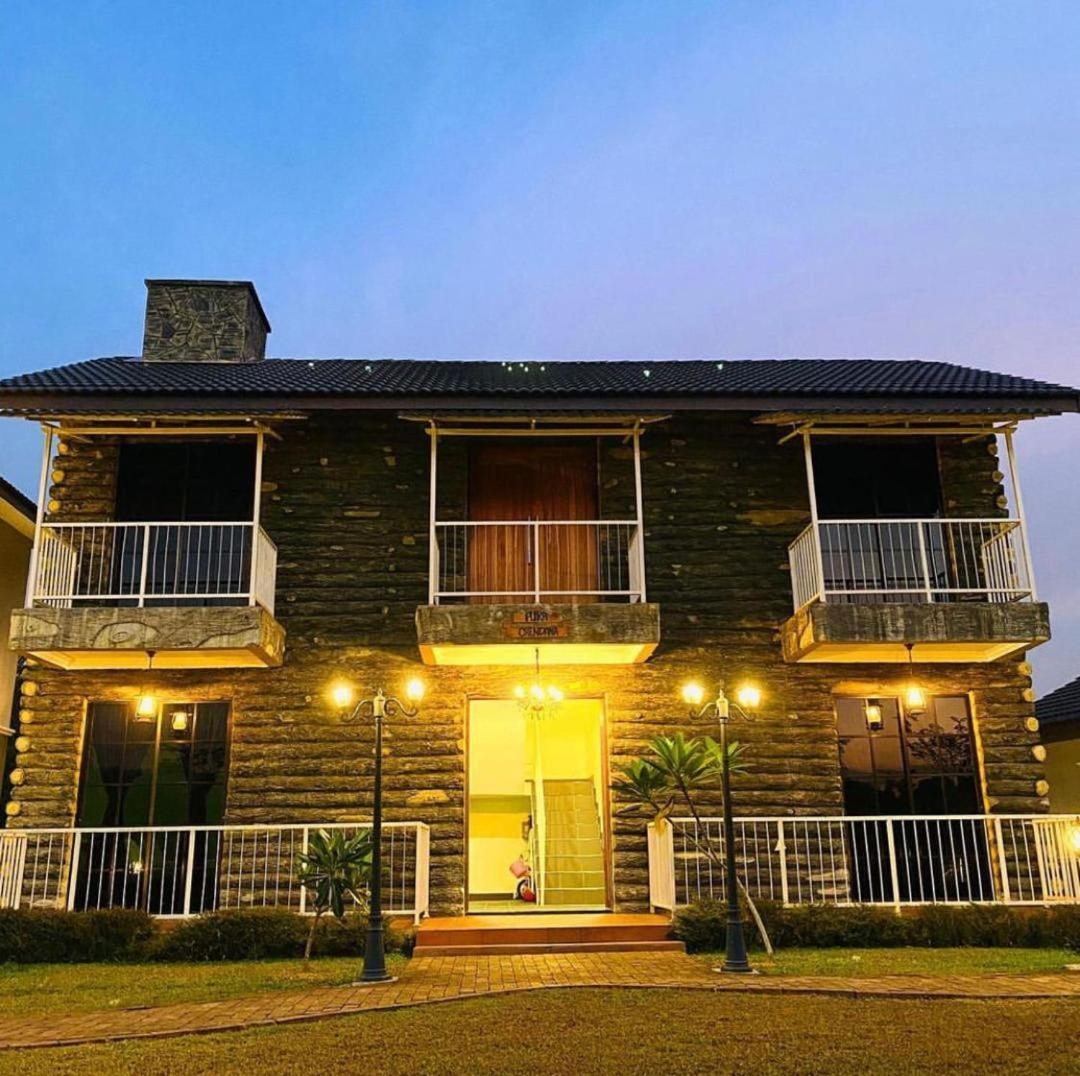 Soulmate Village Hulu Langat Esterno foto